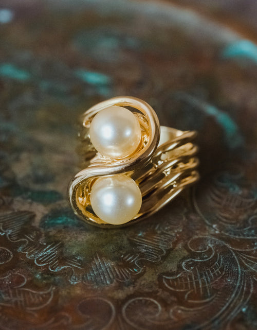 Load image into Gallery viewer, Vintage 1970's Cream Glass Pearl Ring 18k Yellow Gold Electroplated Made in USA by PVD Vintage Jewelry

