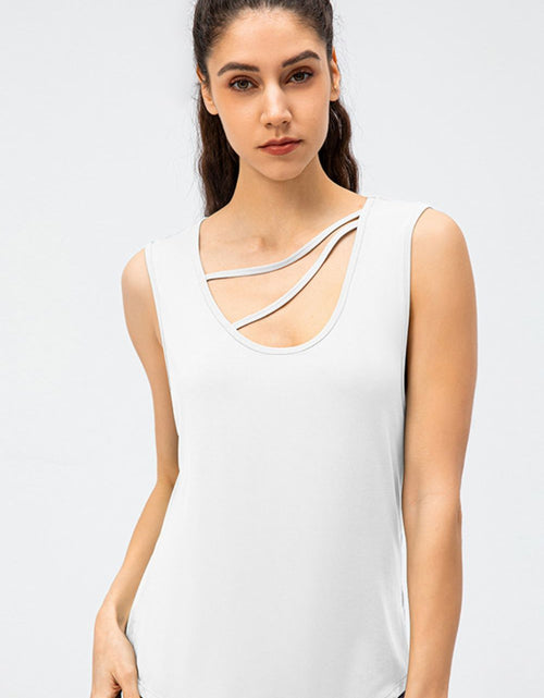 Load image into Gallery viewer, Cutout Reversible Active Tank
