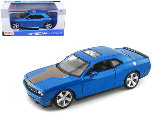 Load image into Gallery viewer, 2008 Dodge Challenger SRT8 Blue Metallic 1/24 Diecast Model Car by Maisto
