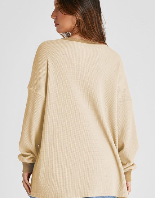 Load image into Gallery viewer, Waffle-Knit Long Sleeve Sweatshirt
