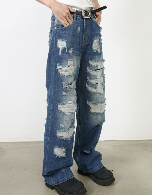Load image into Gallery viewer, Men's Distressed Jeans with Pockets
