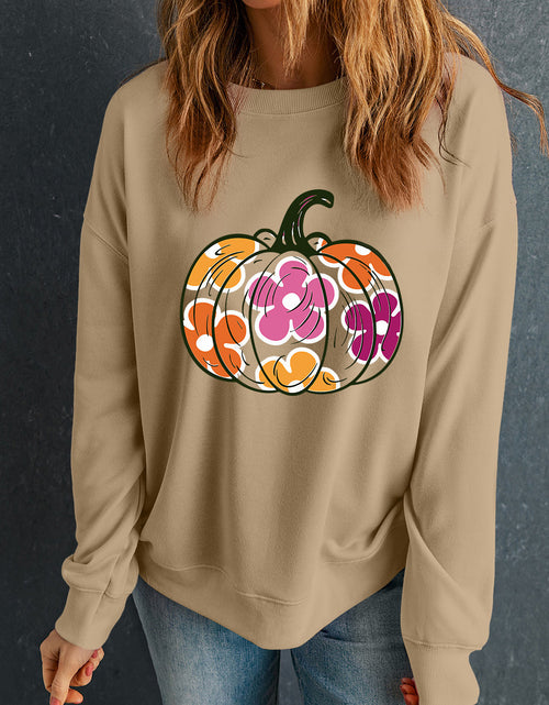 Load image into Gallery viewer, Pumpkin &amp; Flower Graphic Long Sleeve Sweatshirt
