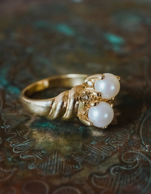 Load image into Gallery viewer, Vintage Ring Black and White Pearl with Crystal Ring 18k Gold Antique Womans Jewlery Handmade Size Rings R3326 by PVD Vintage Jewelry
