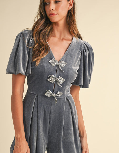 Load image into Gallery viewer, Mable Jewel Bow Decor Puff Sleeve Velvet Romper
