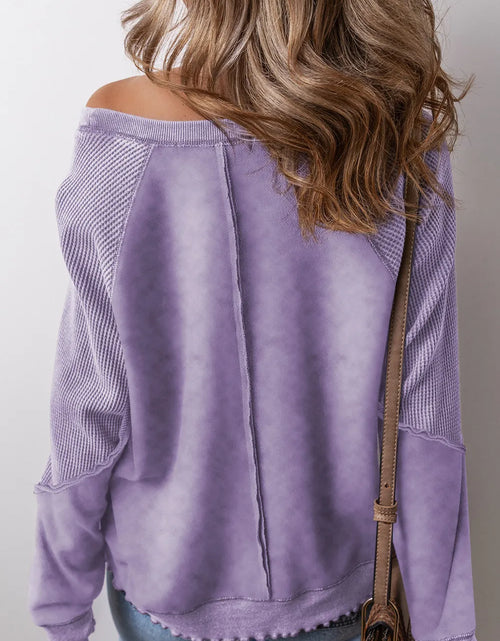 Load image into Gallery viewer, Exposed Seam Long Sleeve Sweatshirt
