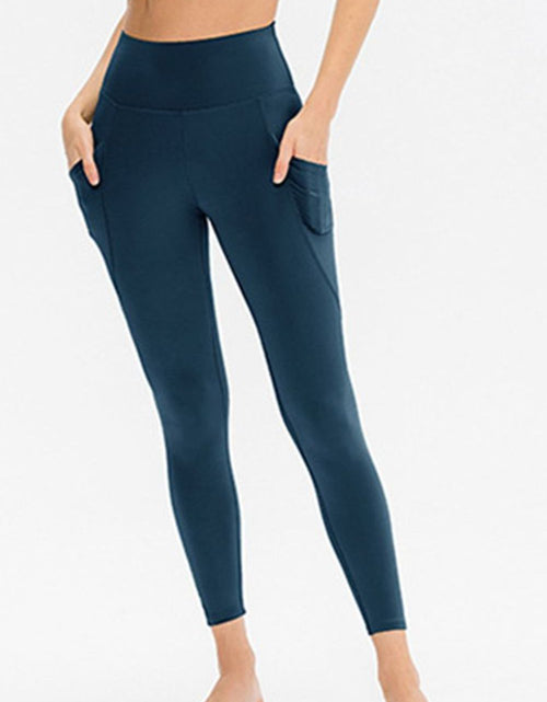 Load image into Gallery viewer, Slim Fit Long Active Leggings with Pockets
