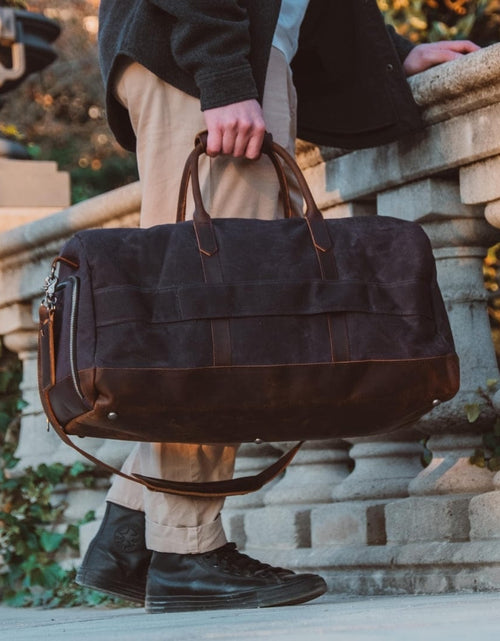 Load image into Gallery viewer, Weekender Bag
