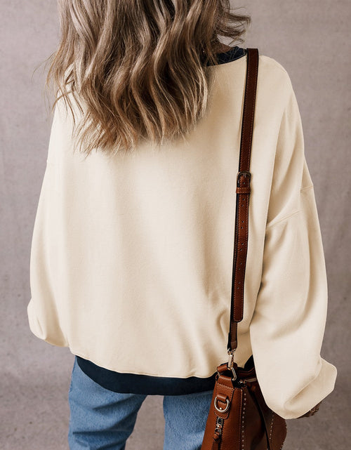 Load image into Gallery viewer, Contrast Round Neck Long Sleeve Sweatshirt
