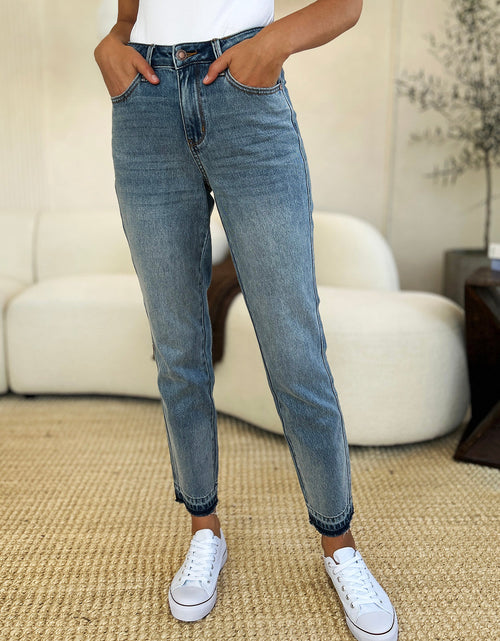 Load image into Gallery viewer, Judy Blue Full Size Mid Rise Rigid Magic Release Hem Jeans
