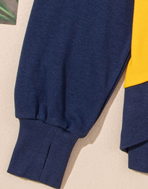 Load image into Gallery viewer, Contrast Round Neck Long Sleeve Sweatshirt

