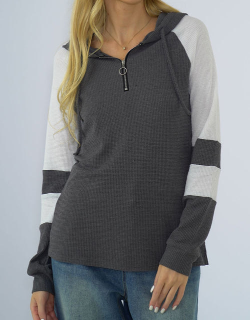 Load image into Gallery viewer, Shiny Waffle-Knit Raglan Sleeve Zipper Front Hoody
