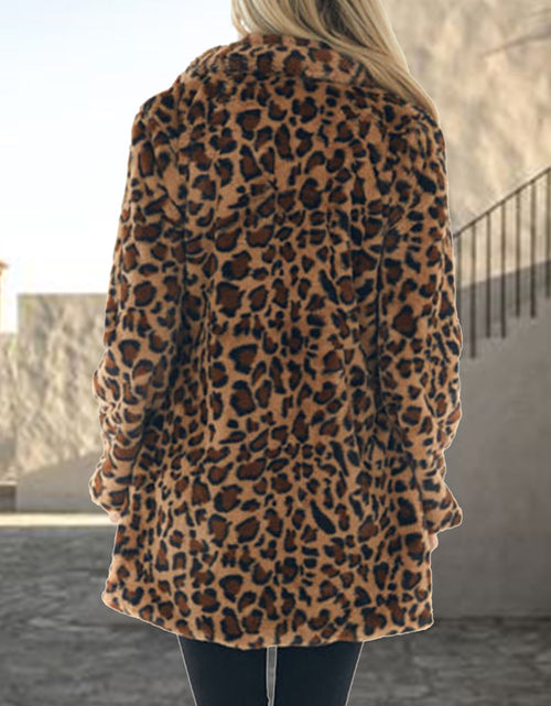 Load image into Gallery viewer, Leopard Collared Neck Coat with Pockets
