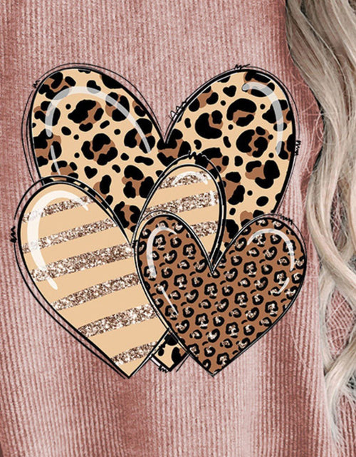 Load image into Gallery viewer, Heart Ribbed Round Neck Sweatshirt
