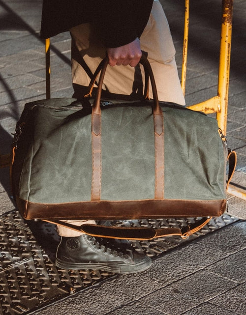 Load image into Gallery viewer, Weekender Bag

