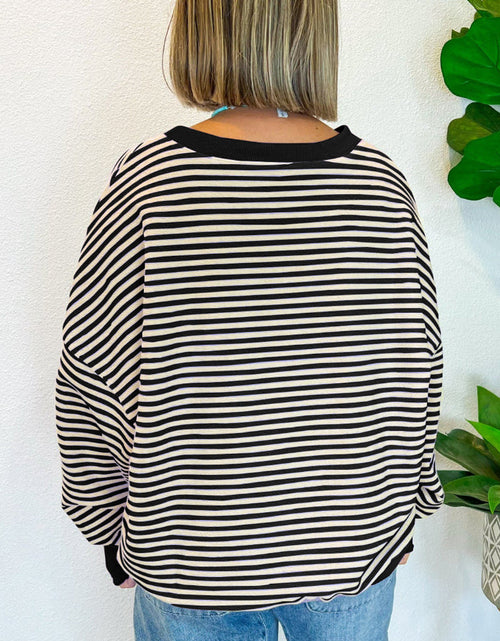 Load image into Gallery viewer, Striped Round Neck Long Sleeve Sweatshirt
