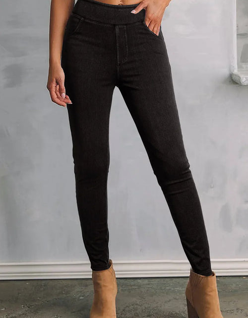 Load image into Gallery viewer, Skinny Jeans with Pockets
