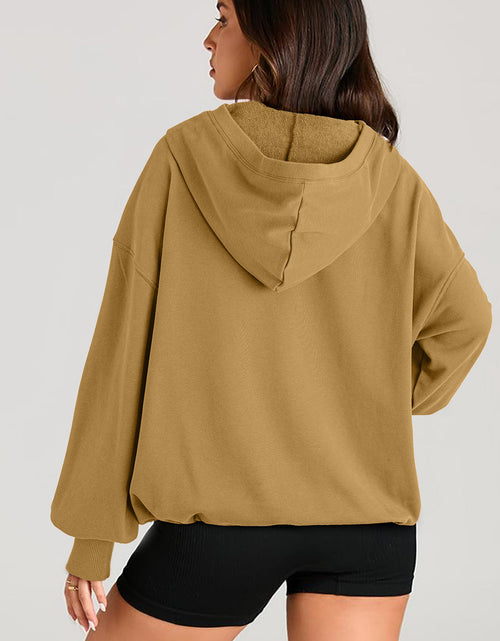 Load image into Gallery viewer, Pocketed Half Zip Long Sleeve Hoodie
