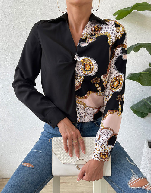 Load image into Gallery viewer, Twist Front Collared Blouse

