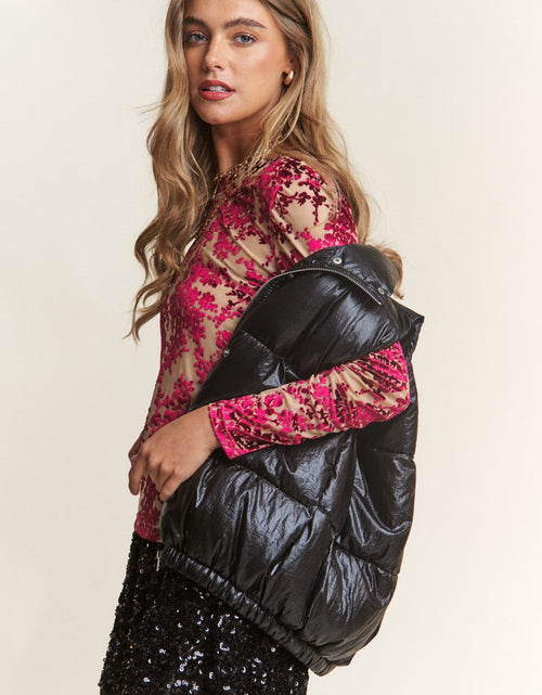 Load image into Gallery viewer, J.NNA Snap and Zipper Shiny Metallic Puffer Vest
