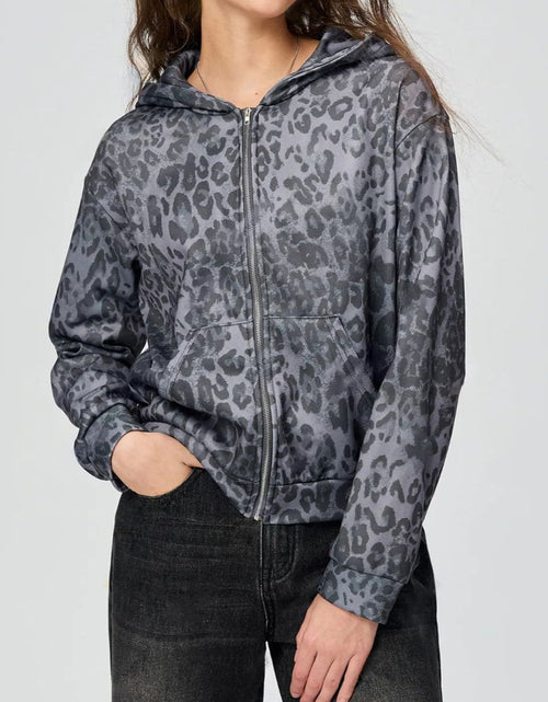 Load image into Gallery viewer, Pocketed Leopard Zip Up Hooded Jacket

