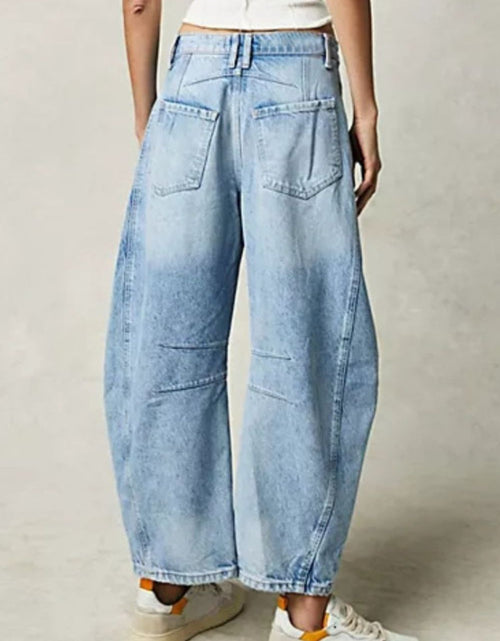 Load image into Gallery viewer, Wide Leg Jeans with Pockets
