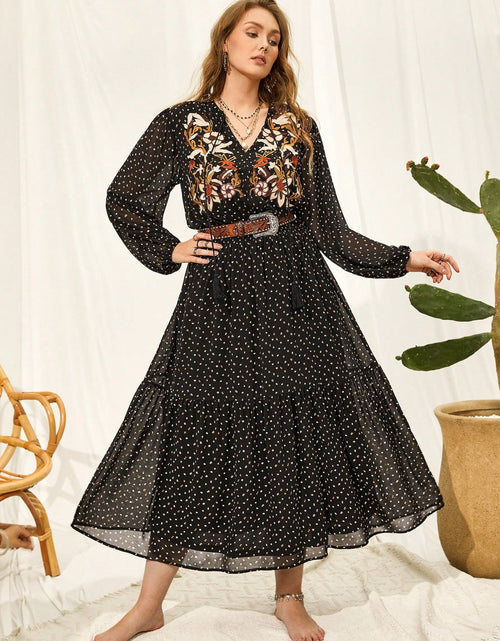 Load image into Gallery viewer, Plus Size Embroidered Tassel Balloon Sleeve Dress
