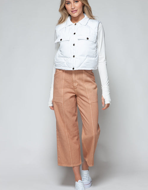 Load image into Gallery viewer, Snobbish Snap Down Quilted Crop Vest
