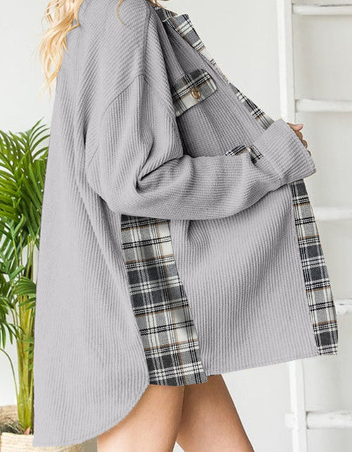 Load image into Gallery viewer, Plaid Button Down Collared Jacket
