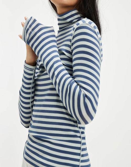 Load image into Gallery viewer, Exposed Seam Striped Turtleneck Long Sleeve T-Shirt
