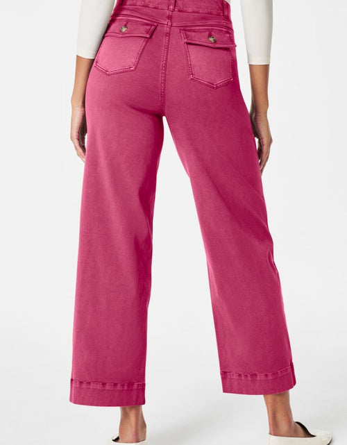 Load image into Gallery viewer, High Waist Jeans with Pockets
