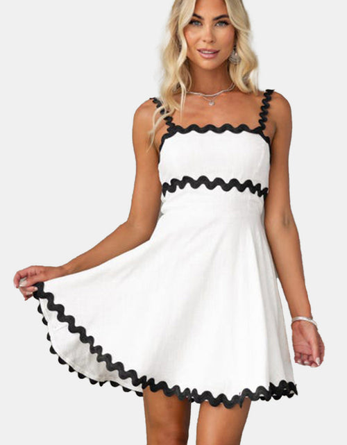 Load image into Gallery viewer, Contrast Trim Square Neck Mini Dress

