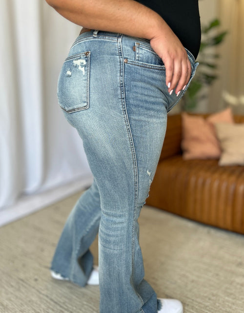 Load image into Gallery viewer, Judy Blue Full Size Medium Rise Tummy Control Destroy Flare
