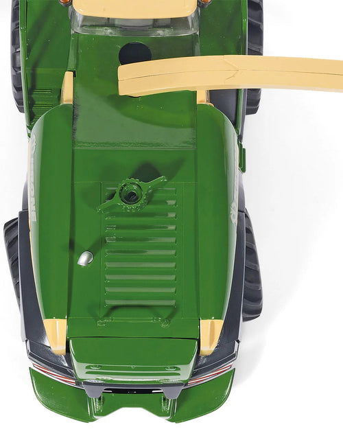 Load image into Gallery viewer, Krone BiG X 580 Forage Harvester Green and Beige 1/32 Diecast Model by Siku
