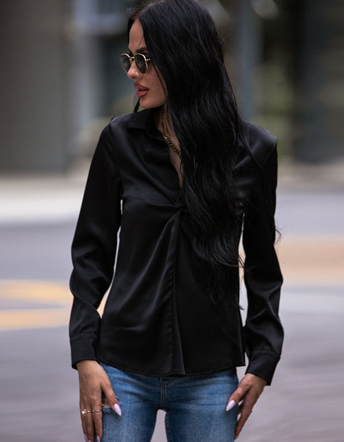Load image into Gallery viewer, Shiny Twist Front Collared Blouse
