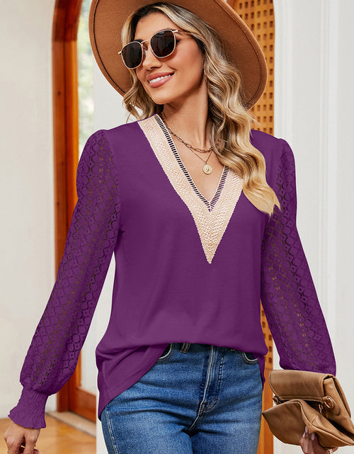 Load image into Gallery viewer, Openwork V-Neck Long Sleeve T-Shirt
