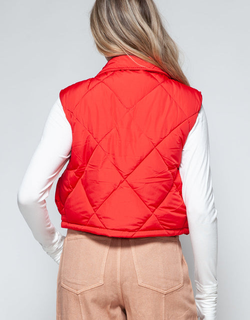 Load image into Gallery viewer, Snobbish Snap Down Quilted Crop Vest
