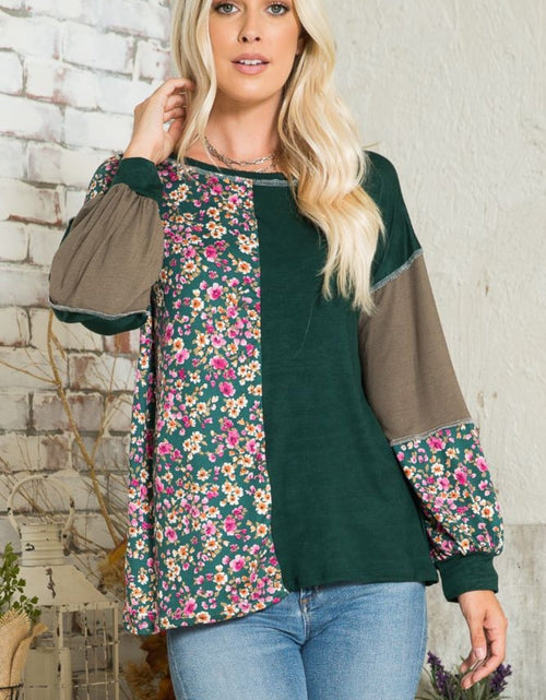 Load image into Gallery viewer, Celeste Full Size Floral Color Block Exposed Seam T-Shirt
