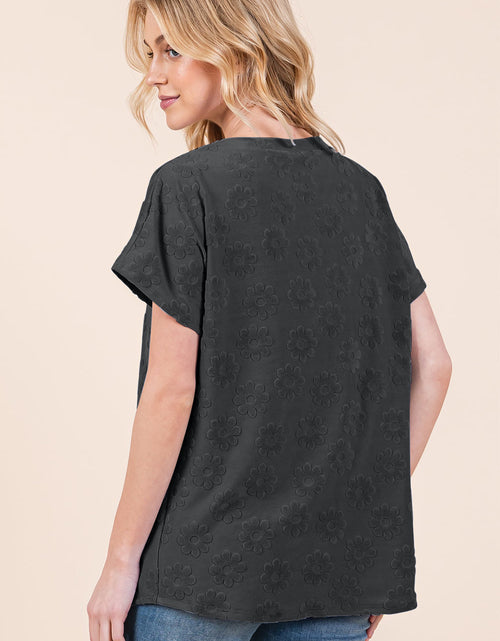 Load image into Gallery viewer, BOMBOM Textured Floral Pattern Short Sleeve T-Shirt
