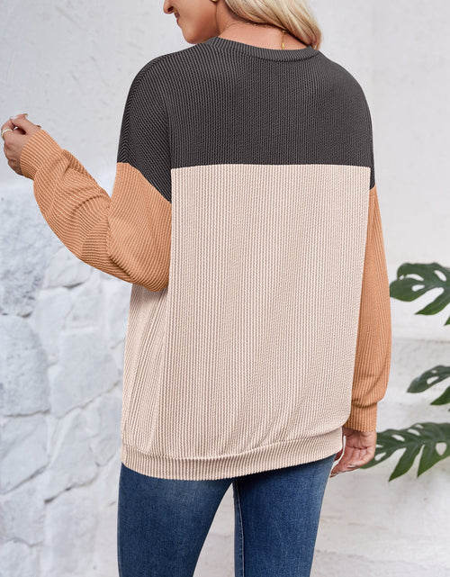 Load image into Gallery viewer, Lovelet Color Block Round Neck Long Sleeve Sweatshirt
