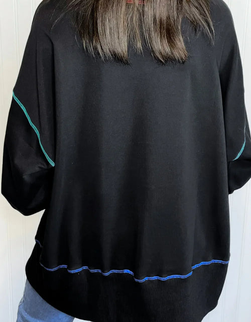 Load image into Gallery viewer, Pumpkin &amp; Flower Graphic Long Sleeve Sweatshirt
