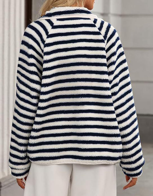 Load image into Gallery viewer, Pocketed Half Snap Sherpa Jacket
