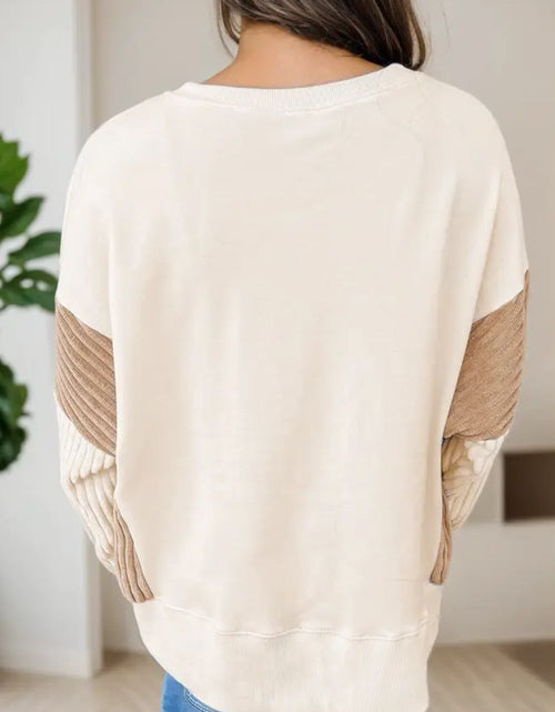 Load image into Gallery viewer, Slit Color Block Long Sleeve Sweatshirt
