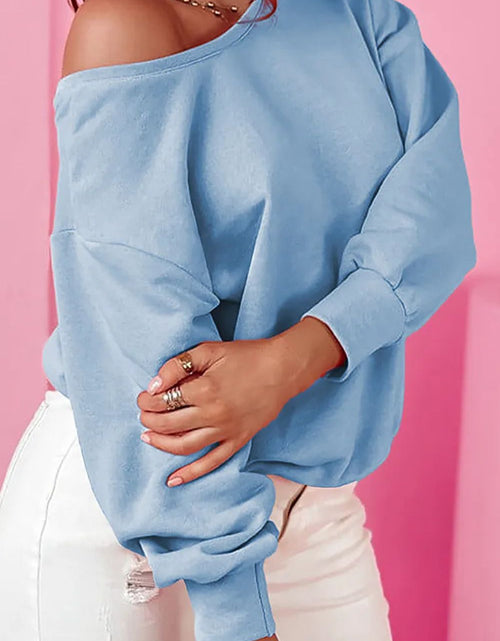 Load image into Gallery viewer, Bow Round Neck Long Sleeve Sweatshirt
