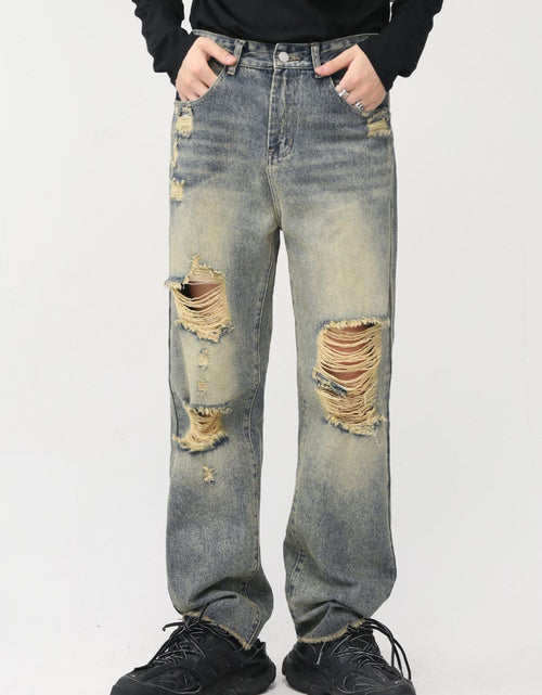 Load image into Gallery viewer, Distressed Mid Rise Jeans with Pockets
