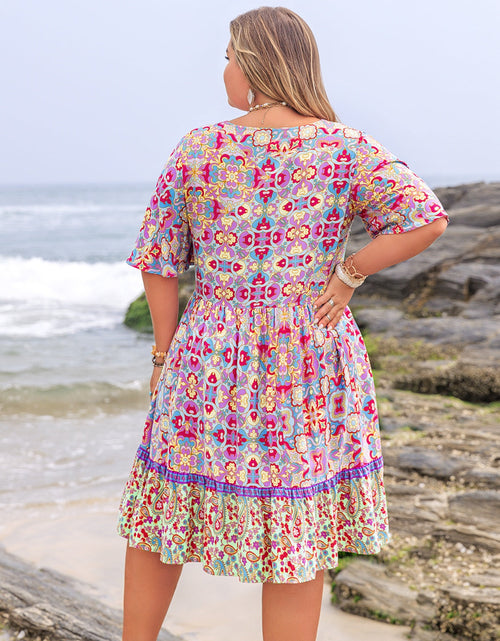 Load image into Gallery viewer, Plus Size Lace Detail Printed Half Sleeve Dress
