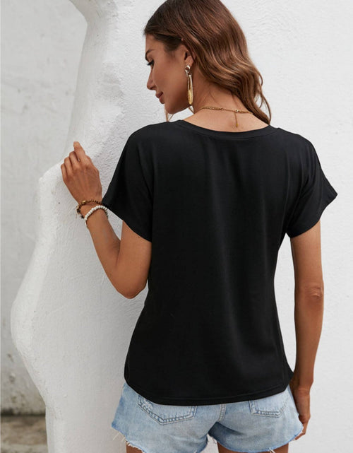 Load image into Gallery viewer, Asymmetric Hem Round Neck T-Shirt
