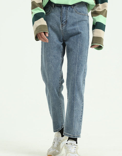 Load image into Gallery viewer, Straight Leg Jeans with Pockets
