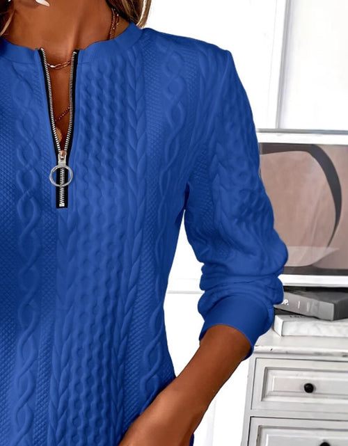 Load image into Gallery viewer, Texture Half Zip Long Sleeve Sweatshirt
