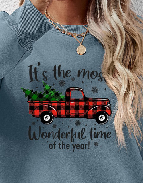 Load image into Gallery viewer, Graphic Round Neck Long Sleeve Sweatshirt
