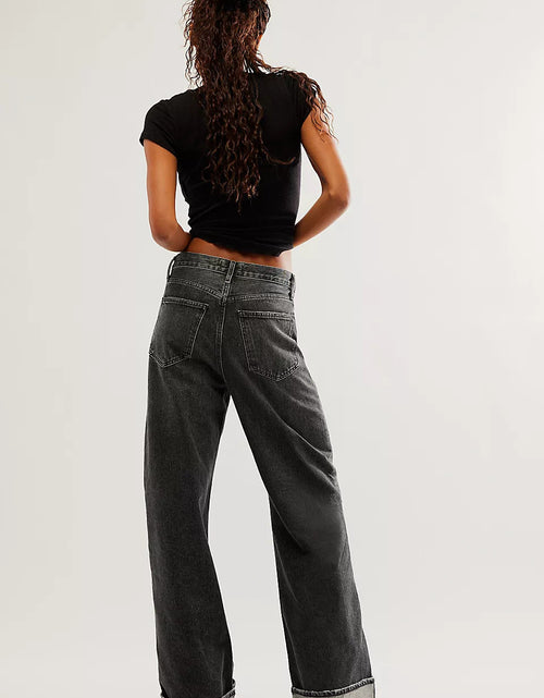 Load image into Gallery viewer, Cuffed Jeans with Pockets
